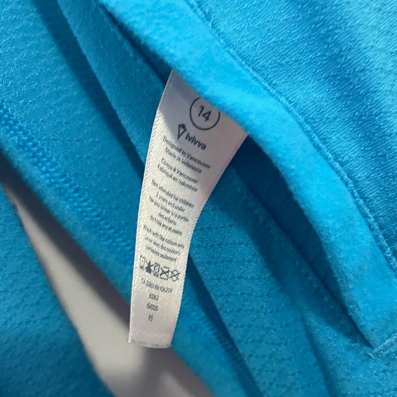 ivivva reversible athletic zip up - Picture 4 of 4